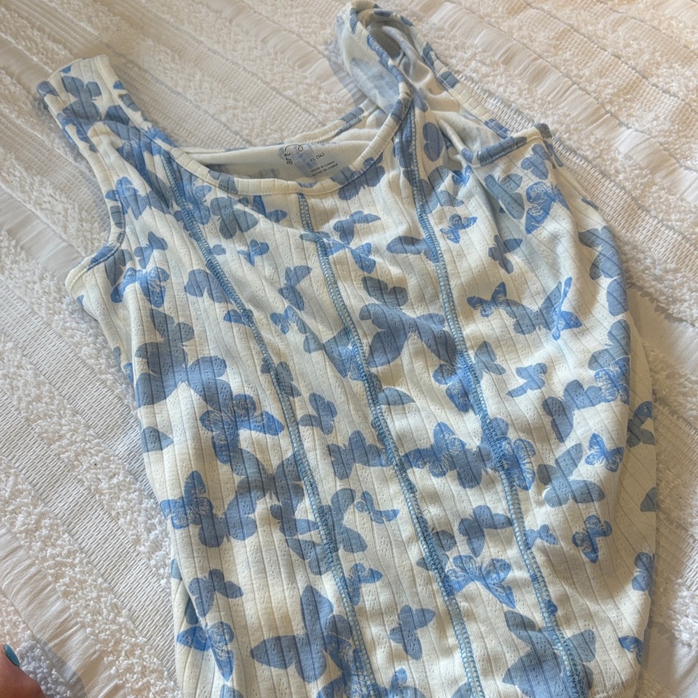 Art Class Blue and White Floral Tank Top